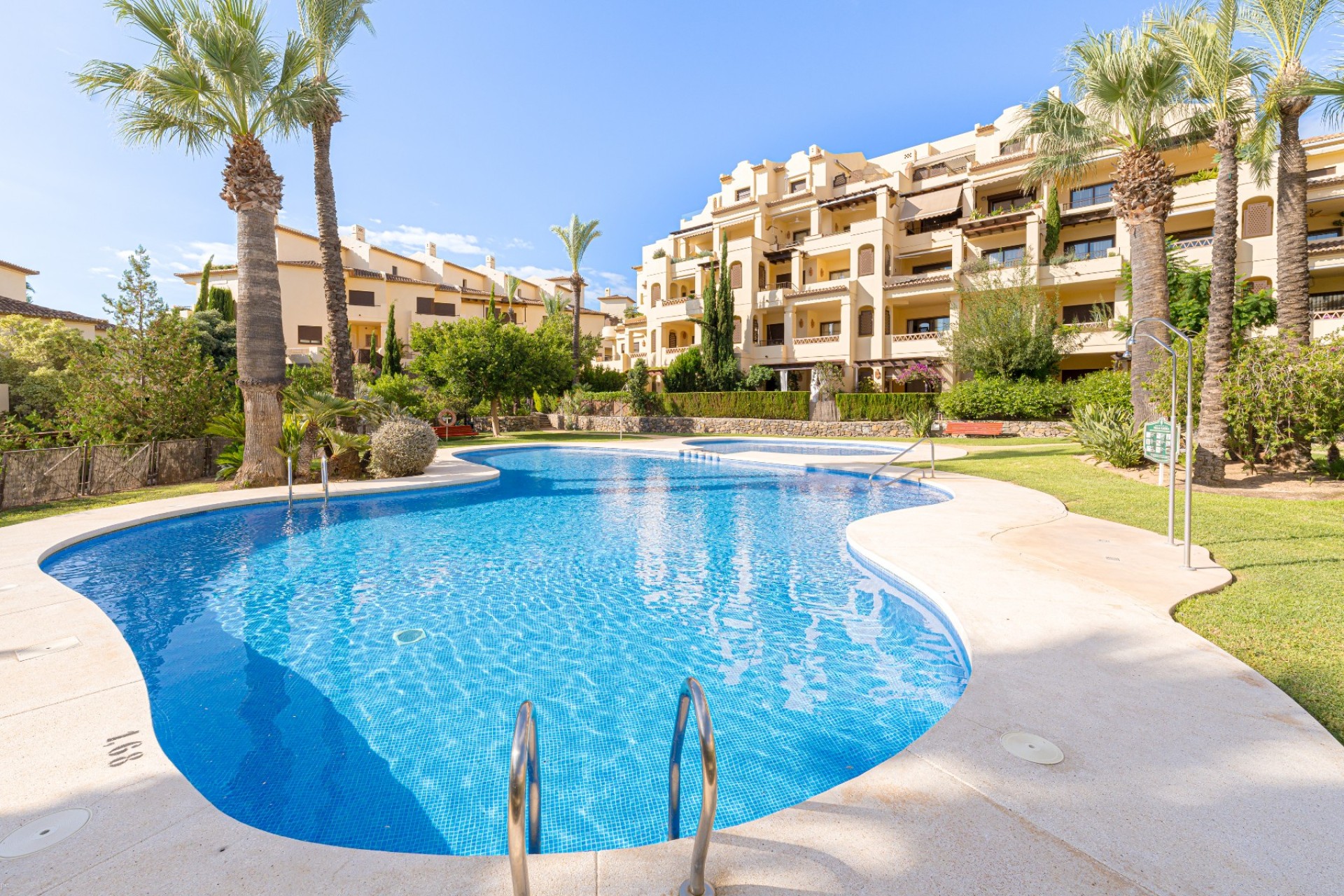 Herverkoop - Appartement / flat - Altea