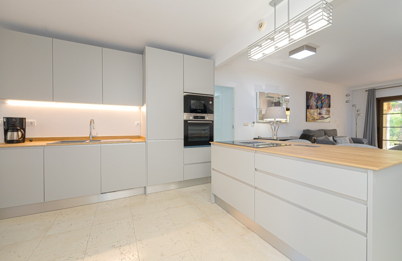 Herverkoop - Appartement / flat - Altea