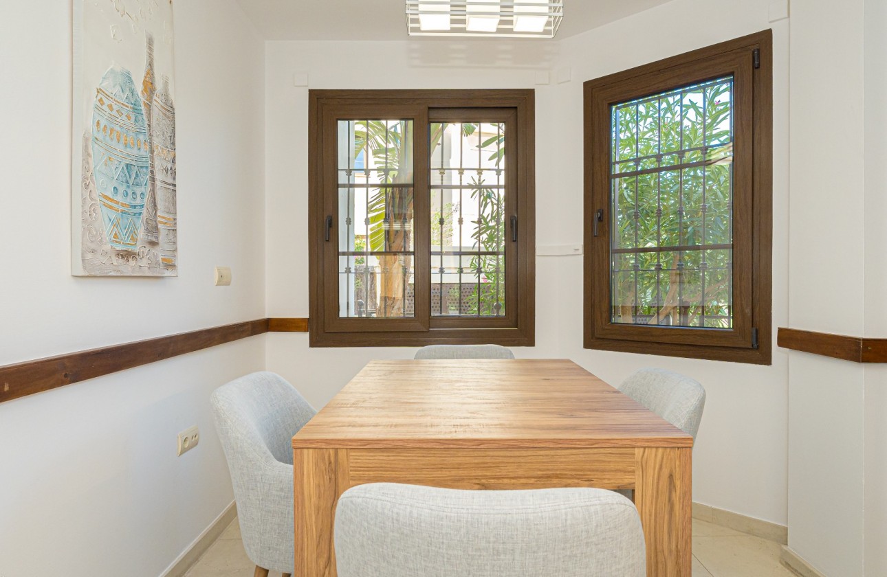 Herverkoop - Appartement / flat - Altea