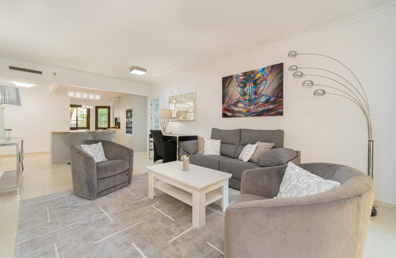 Herverkoop - Appartement / flat - Altea