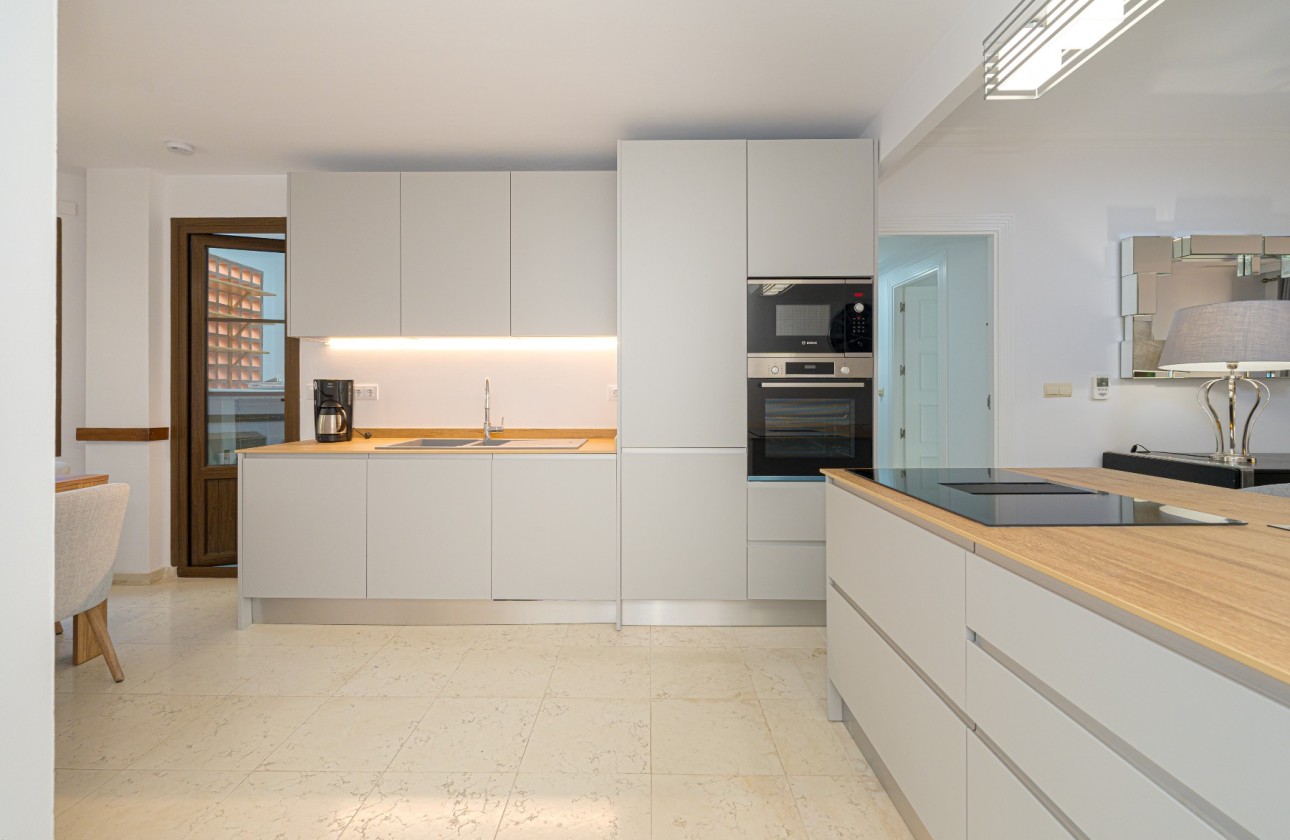 Herverkoop - Appartement / flat - Altea