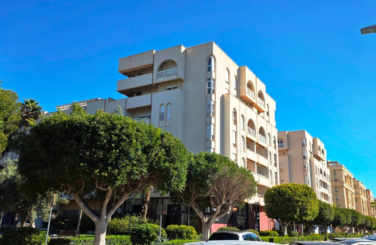 Herverkoop - Appartement / flat - San Juan de Alicante