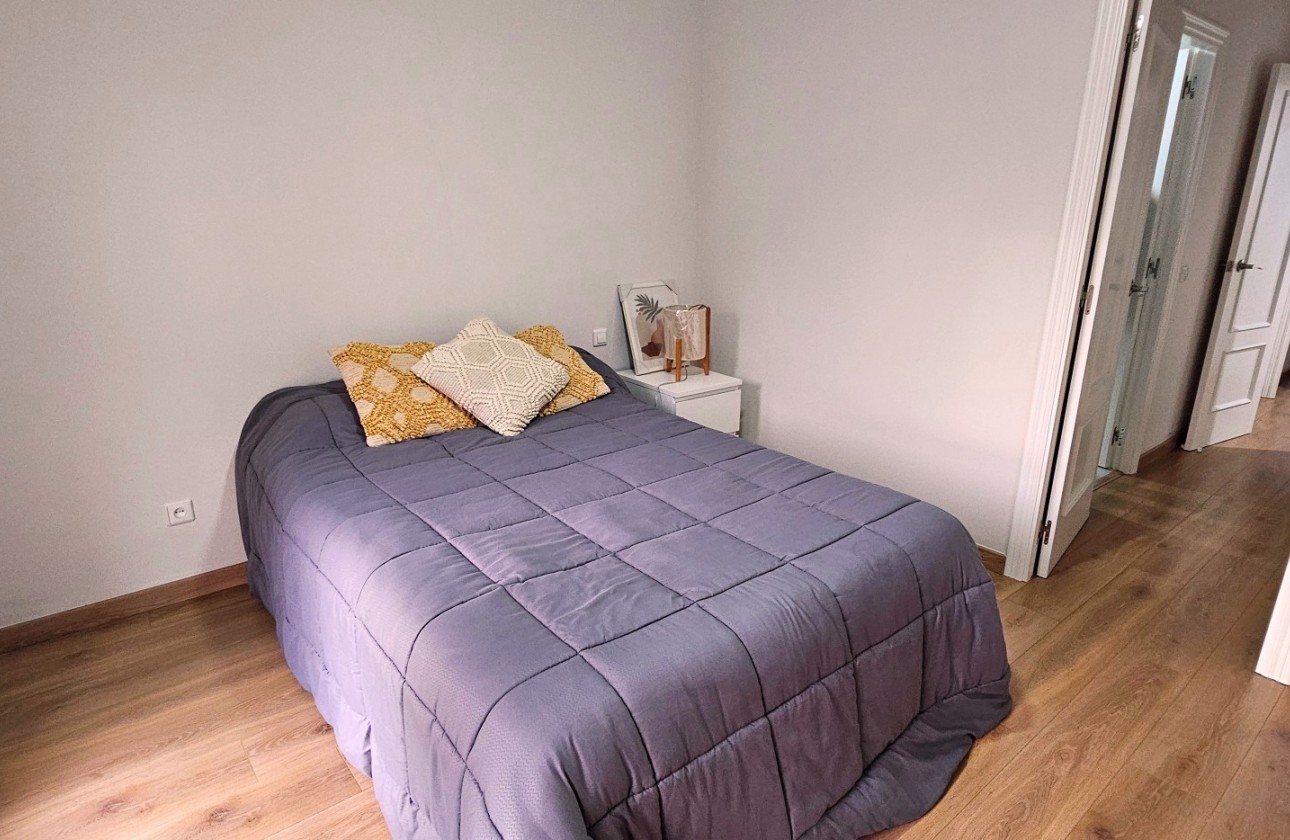 Herverkoop - Appartement / flat - San Juan de Alicante