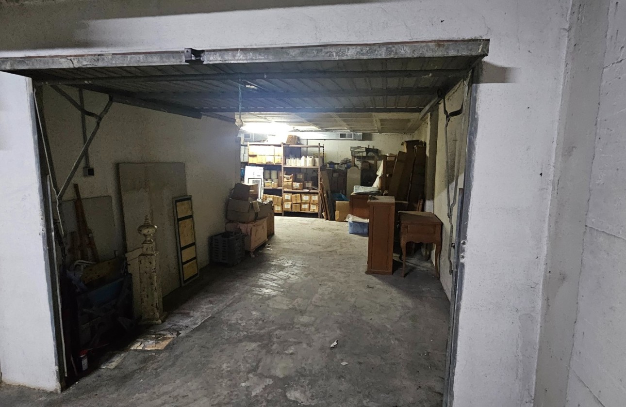 Herverkoop - Berging - Altea