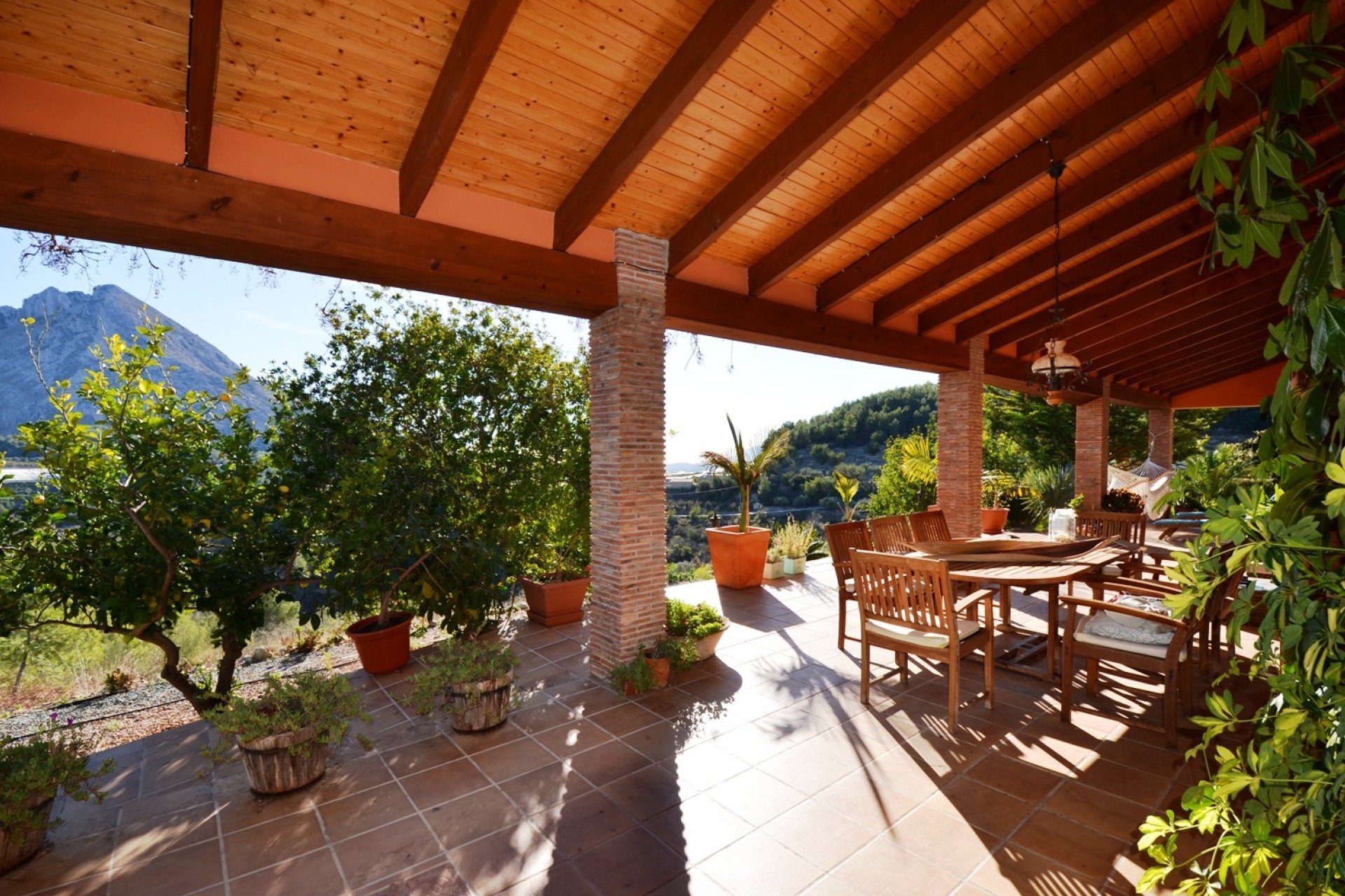 Herverkoop - Finca - Bolulla