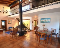 Herverkoop - Finca - Bolulla