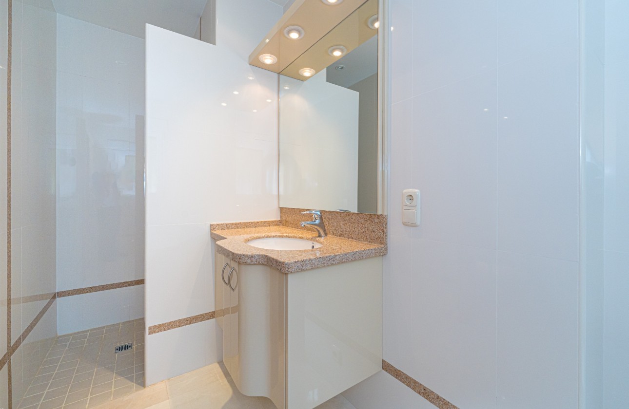 Herverkoop - Villa - Altea