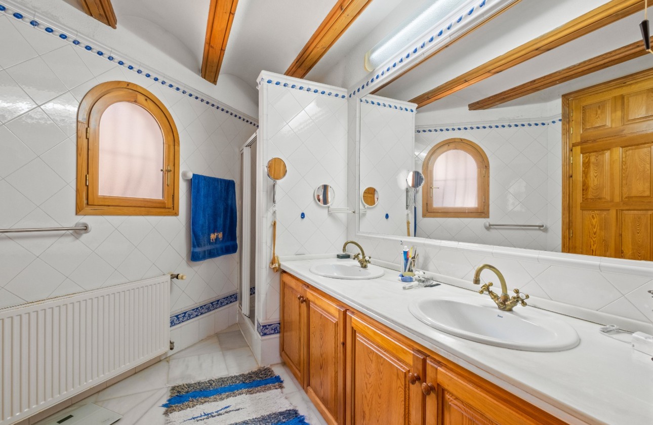 Herverkoop - Villa - Altea