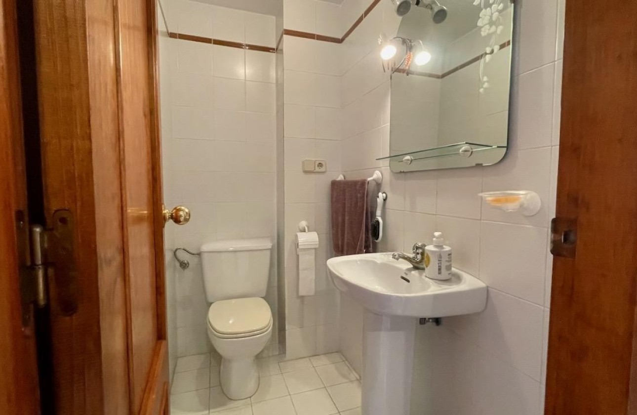 Resale - Apartment / flat - Albir
