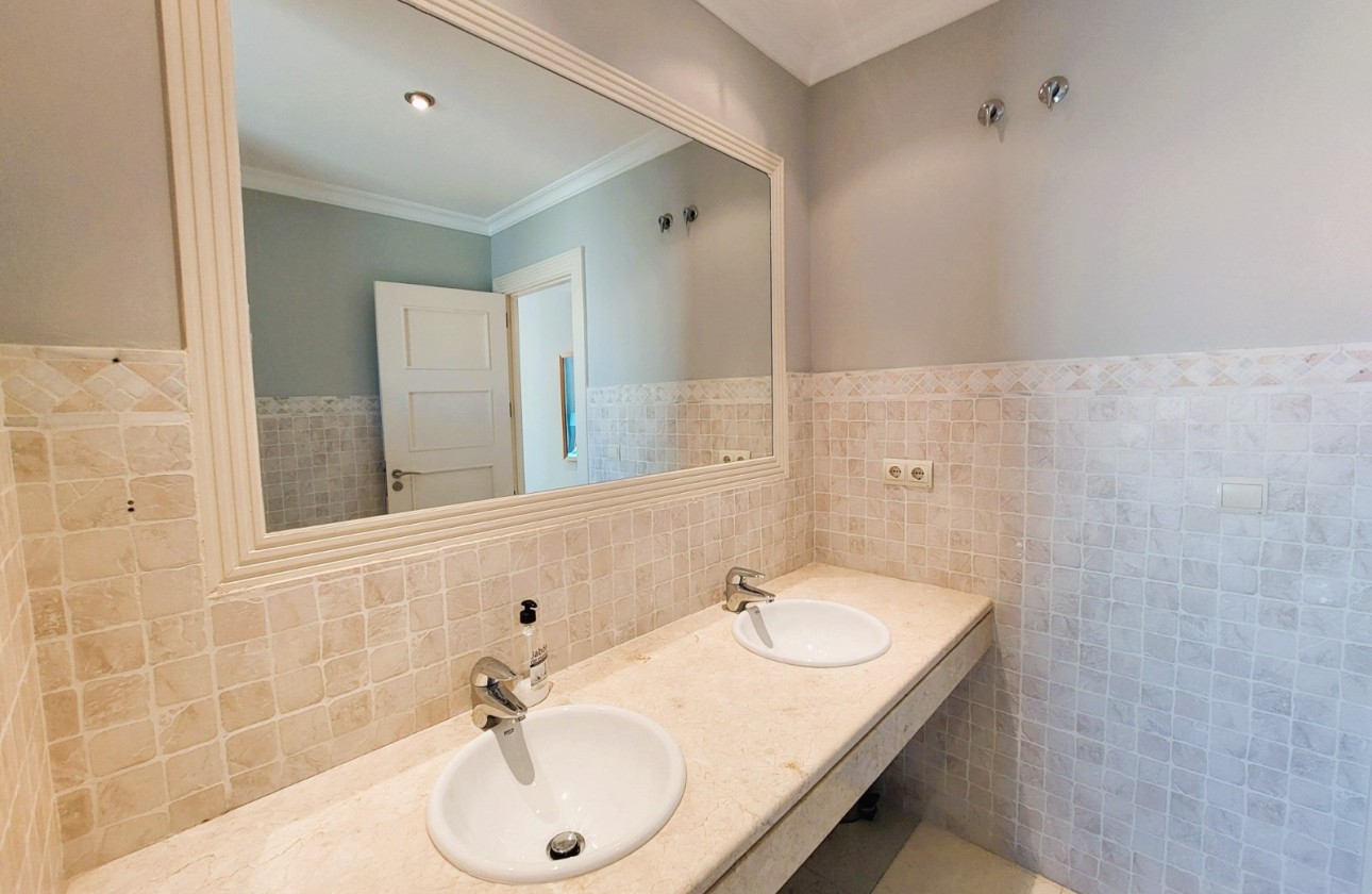 Resale - Apartment / flat - Altea