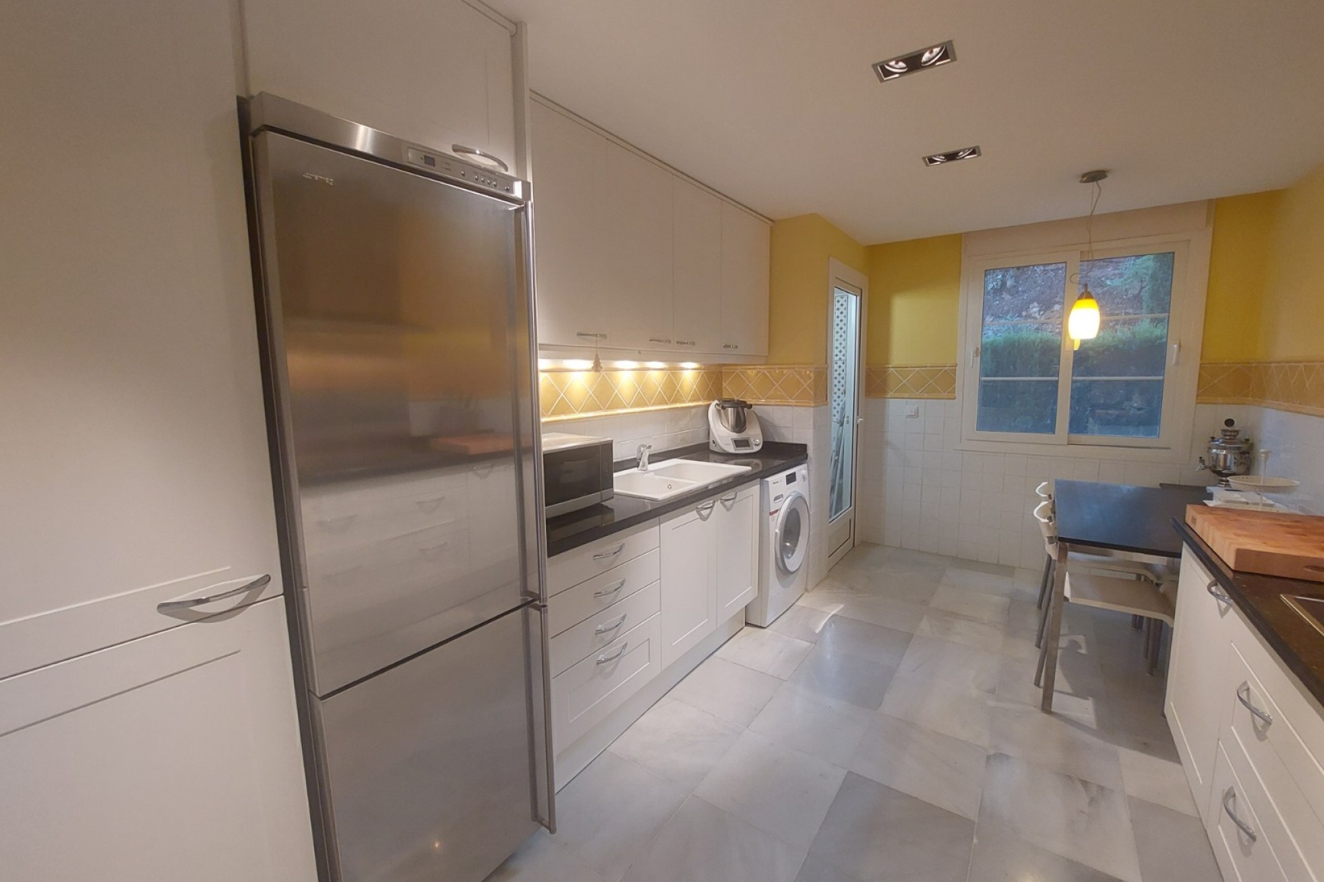 Resale - Apartment / flat - Altea