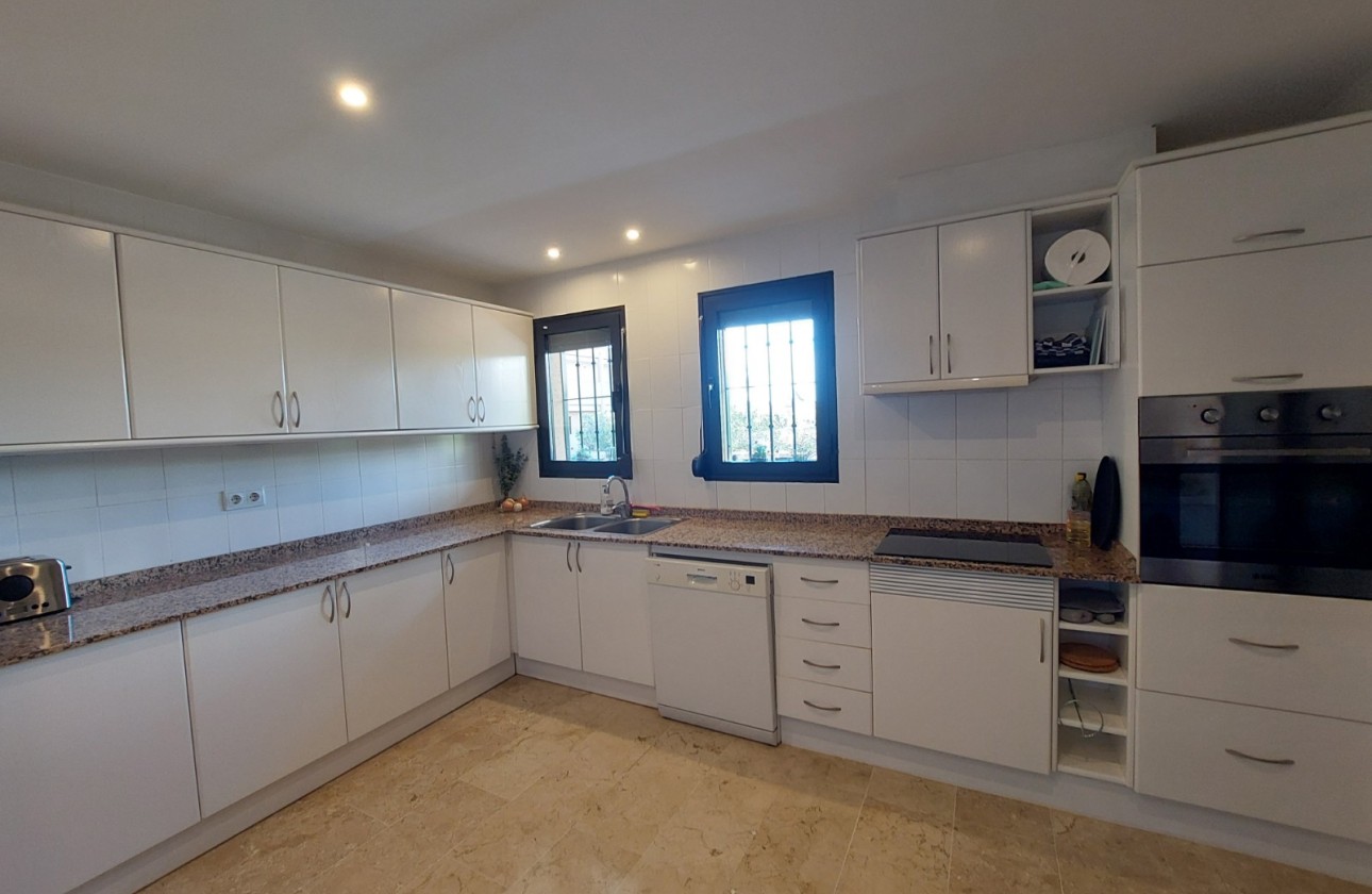 Resale - Apartment / flat - Altea