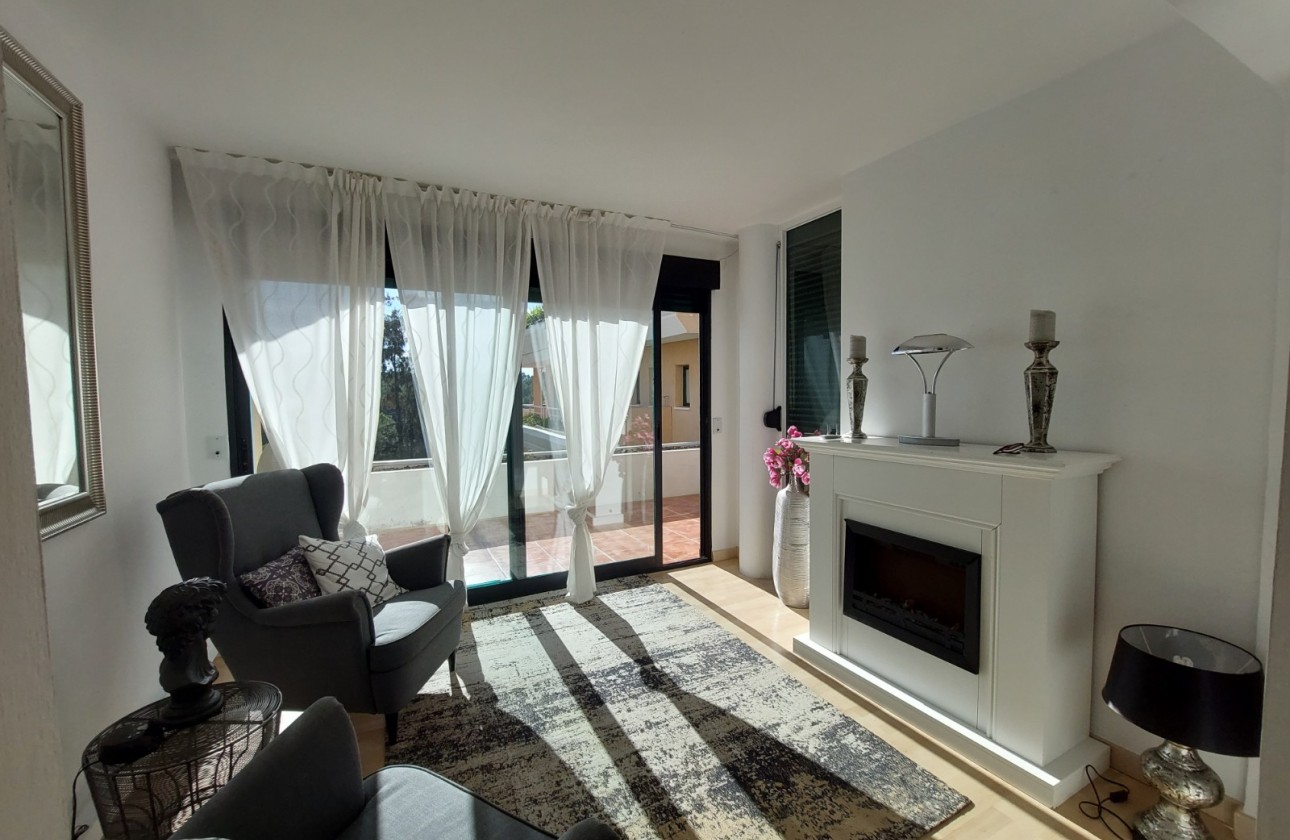 Resale - Apartment / flat - Altea