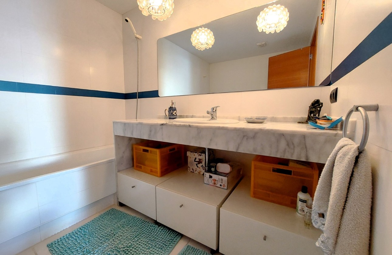 Resale - Apartment / flat - Altea