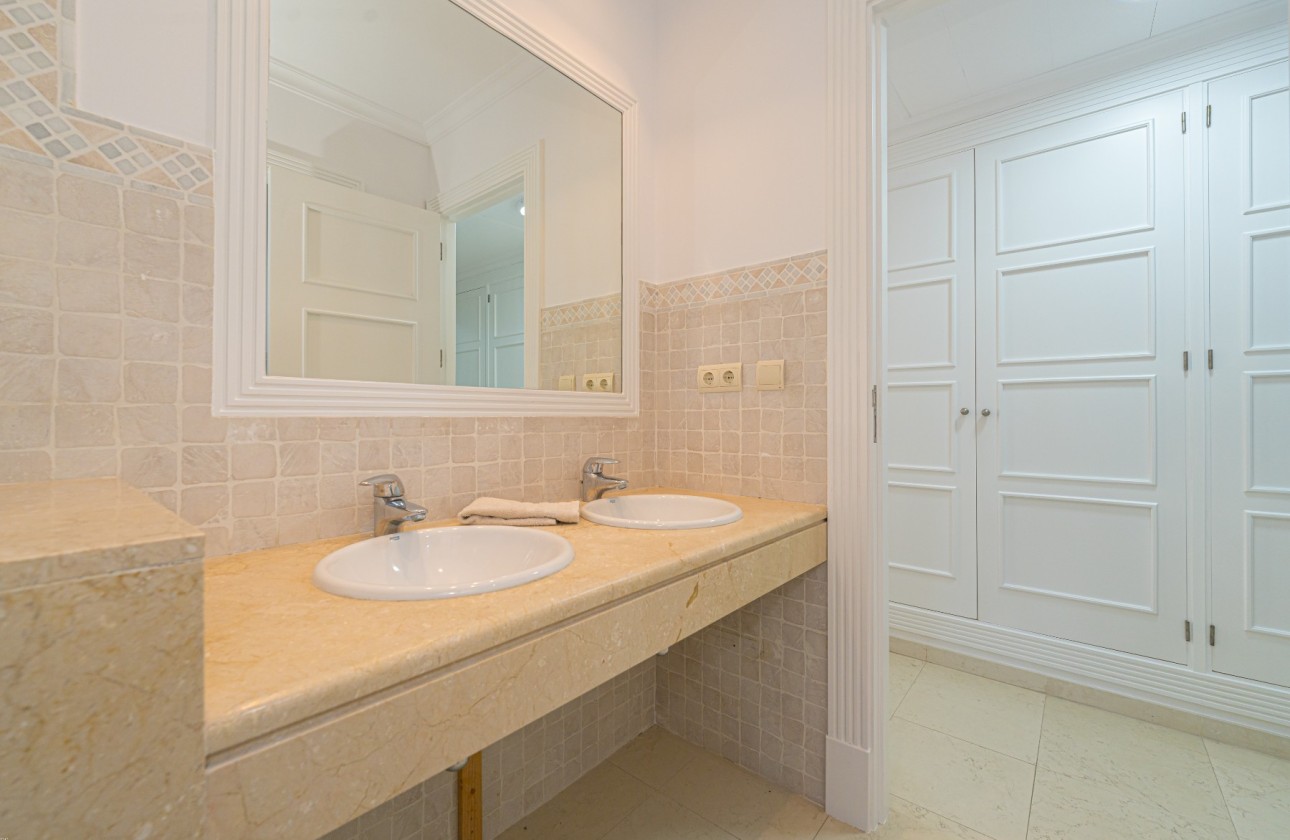 Resale - Apartment / flat - Altea
