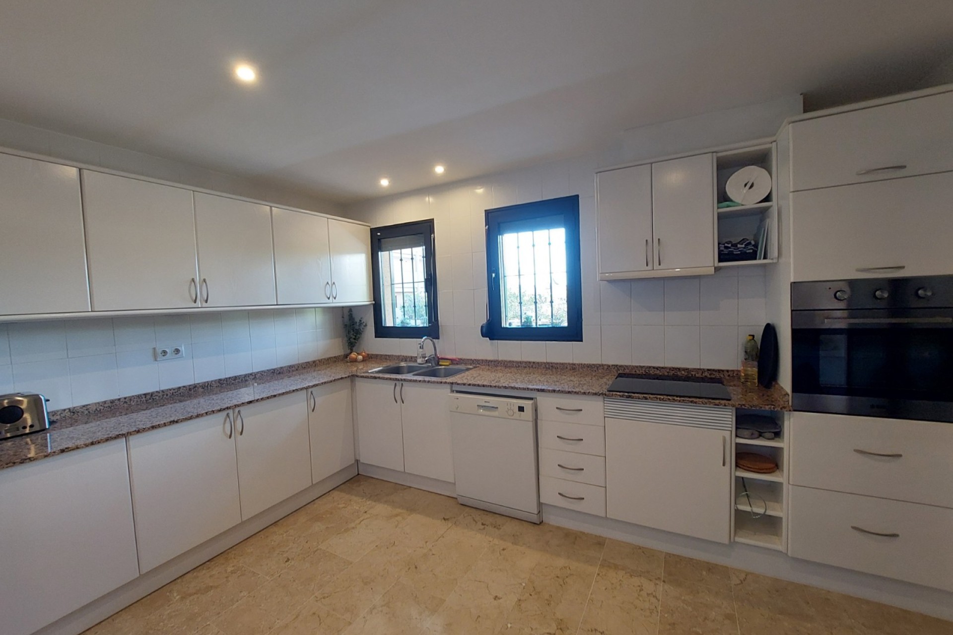 Resale - Apartment / flat - Altea