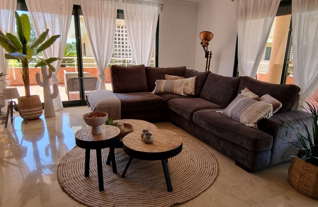 Resale - Apartment / flat - Altea