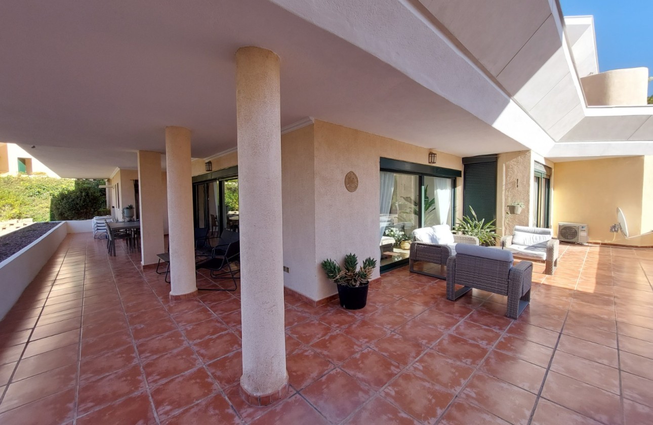 Resale - Apartment / flat - Altea