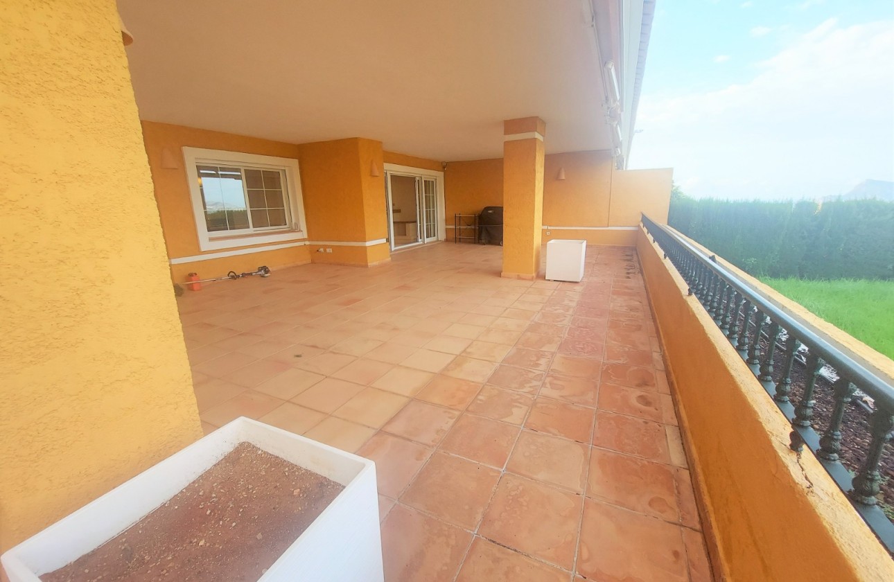 Resale - Apartment / flat - Altea