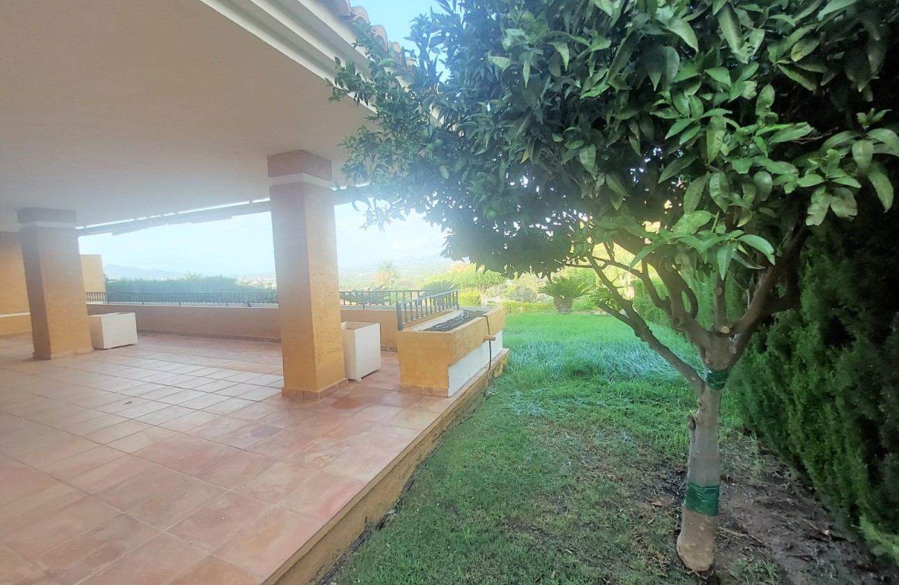 Resale - Apartment / flat - Altea