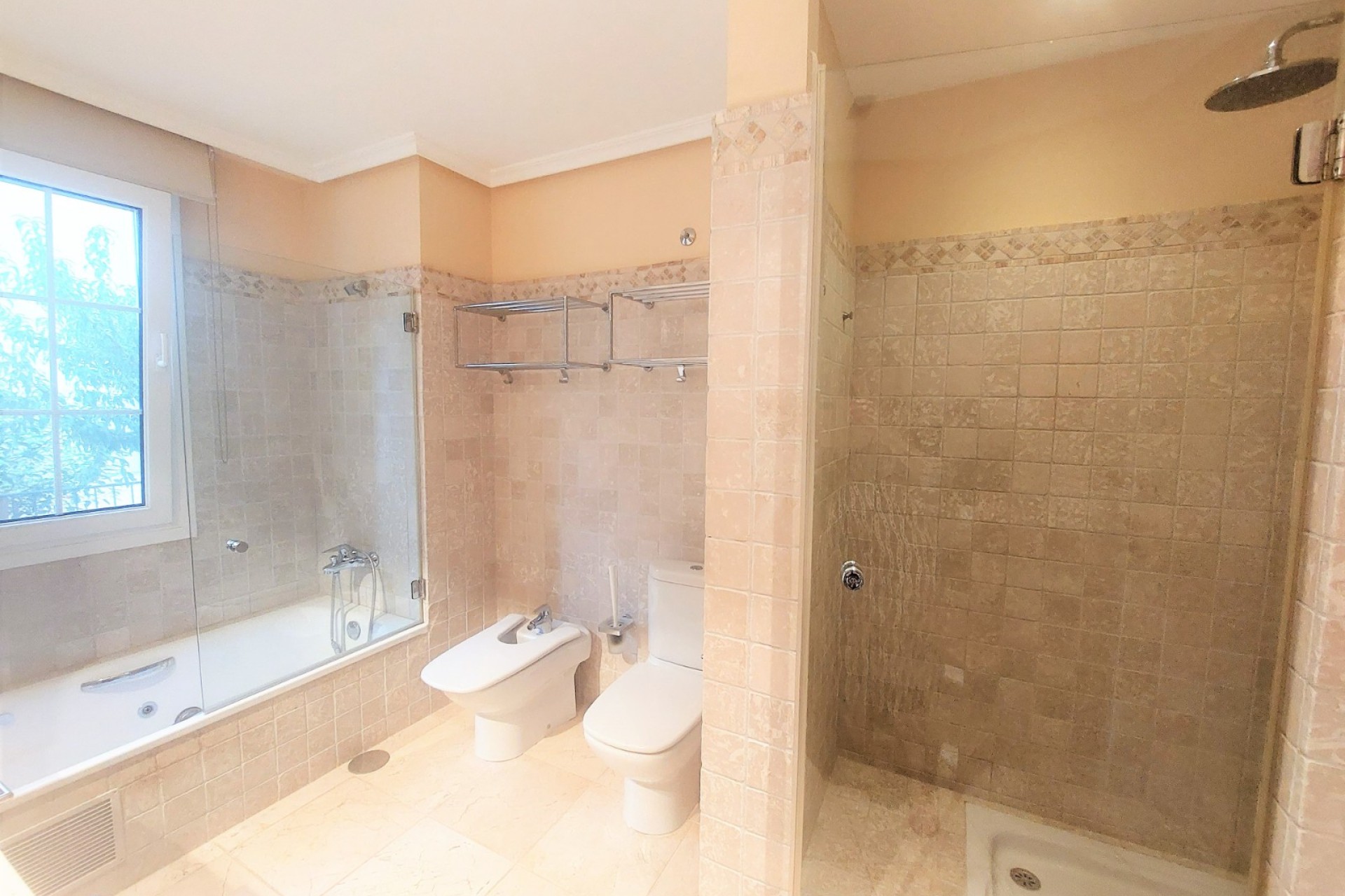 Resale - Apartment / flat - Altea
