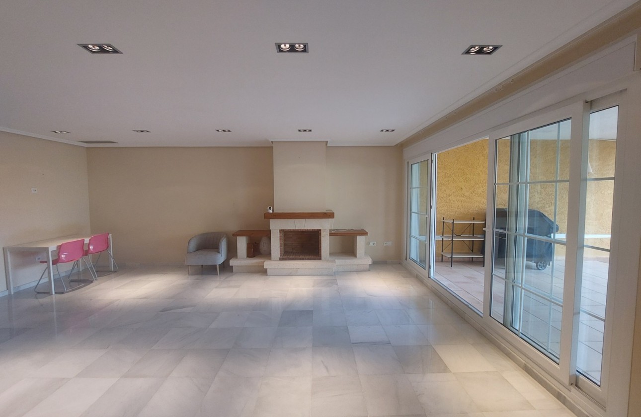 Resale - Apartment / flat - Altea