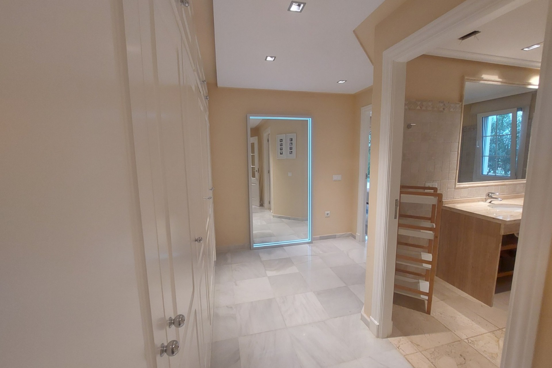 Resale - Apartment / flat - Altea