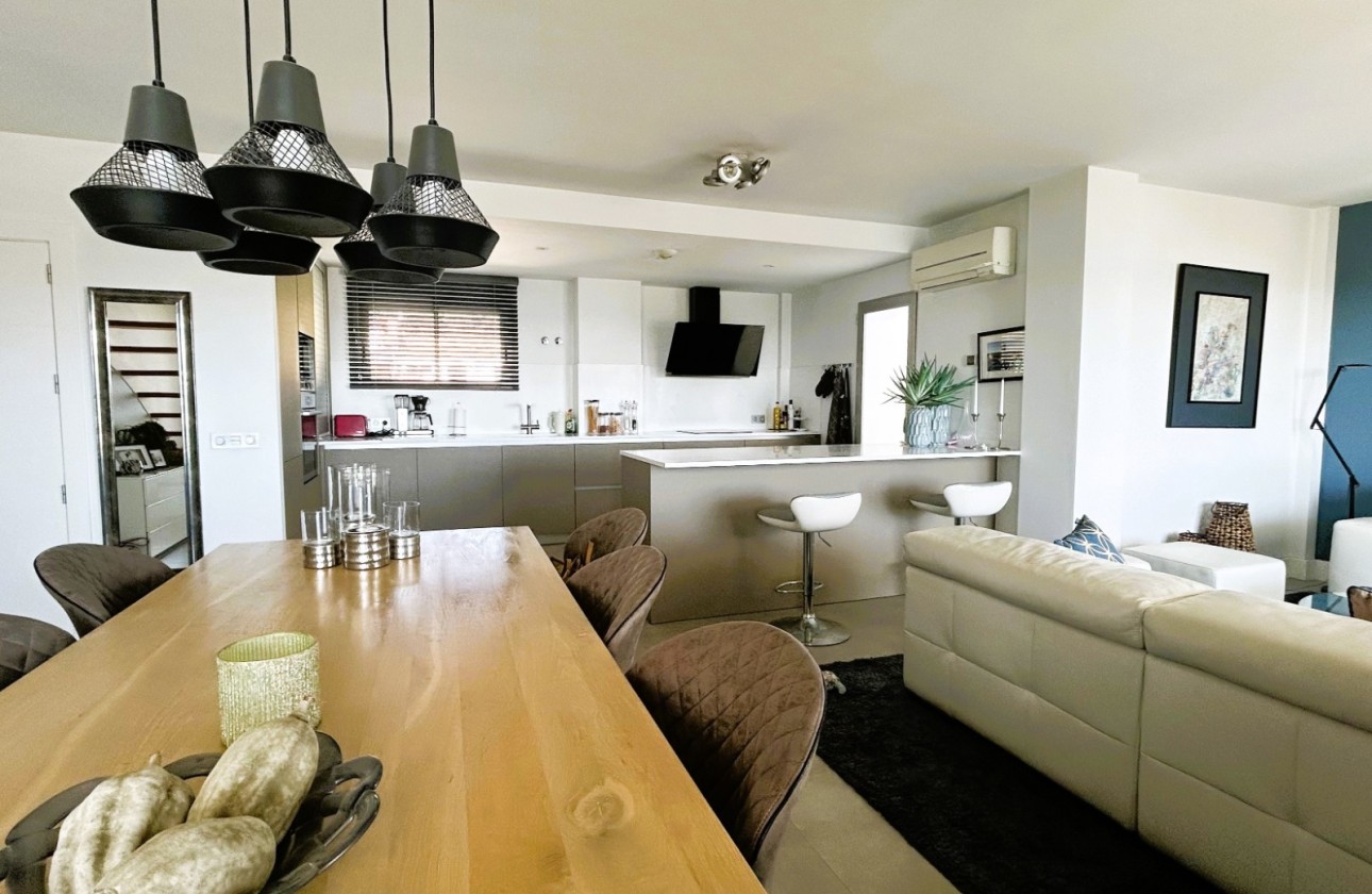 Resale - Apartment / flat - Altea