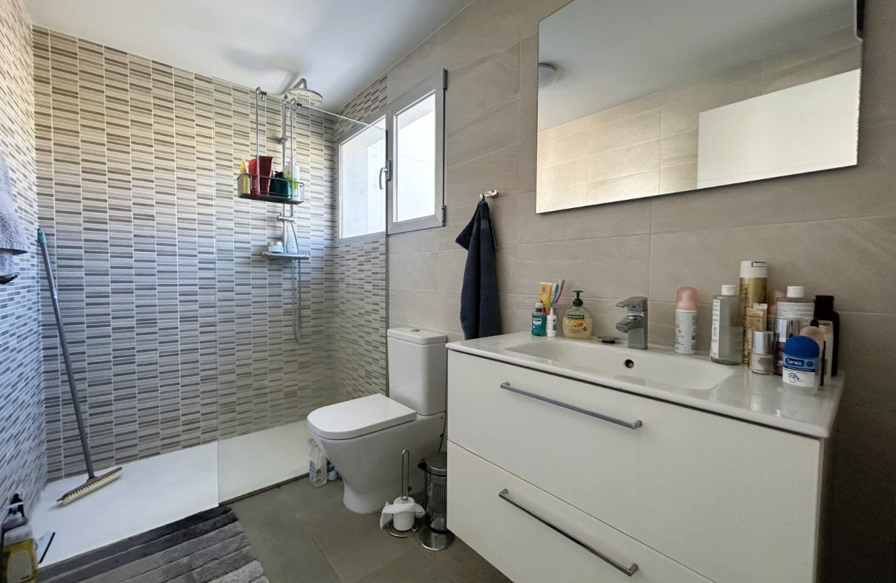 Resale - Apartment / flat - Altea