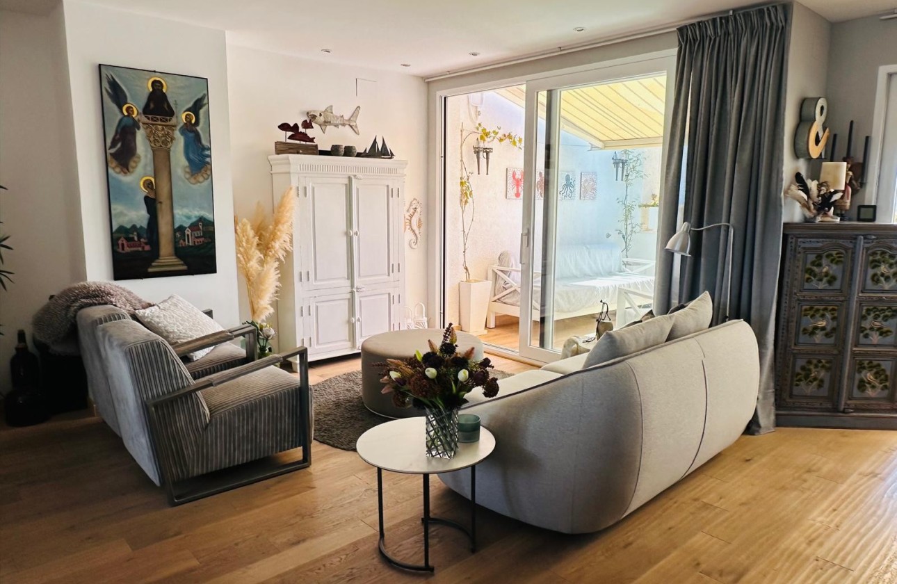 Resale - Apartment / flat - Altea