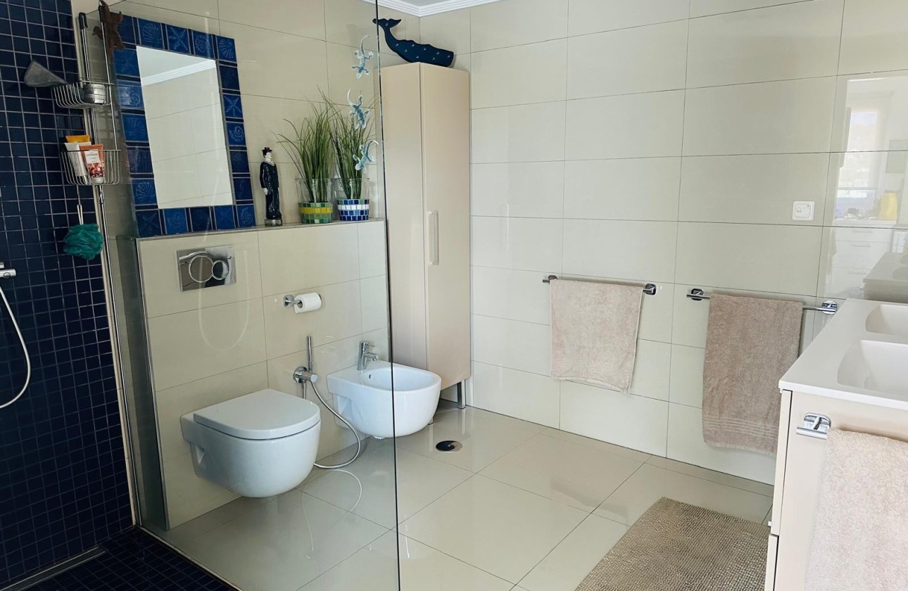 Resale - Apartment / flat - Altea