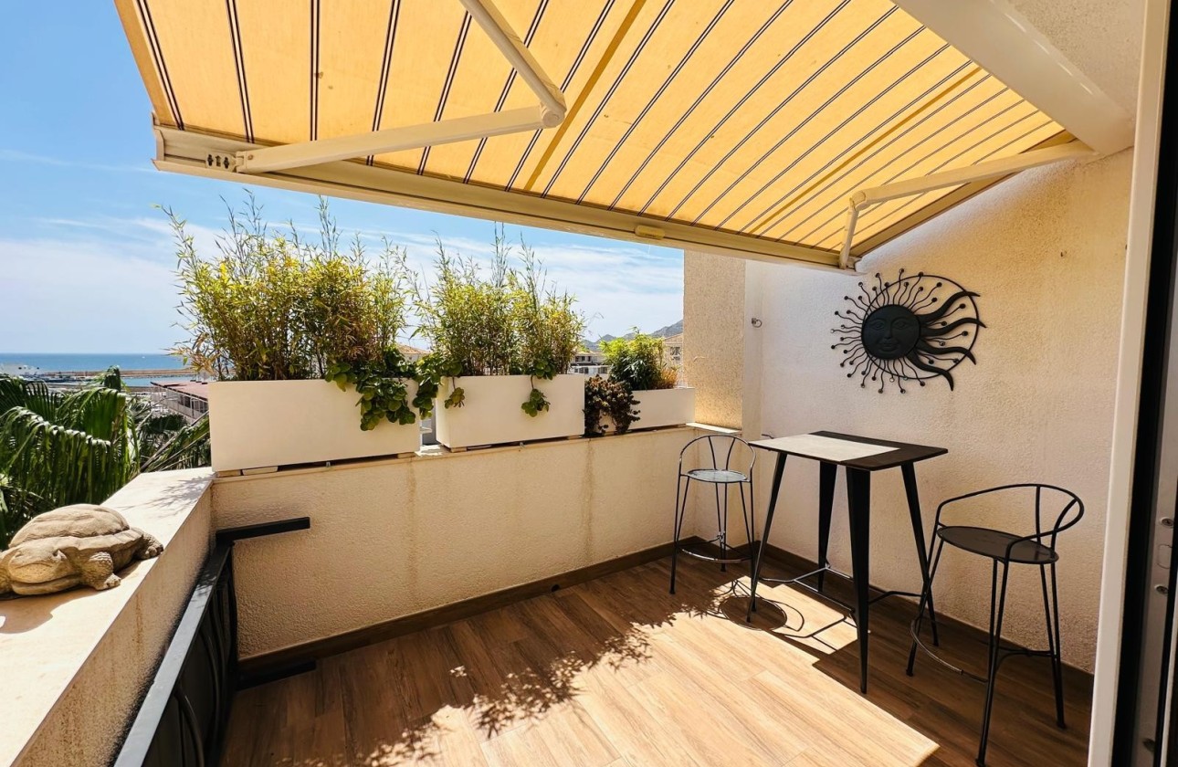 Resale - Apartment / flat - Altea