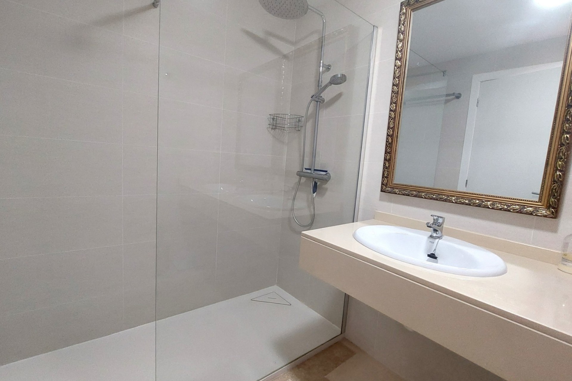 Resale - Apartment / flat - Altea