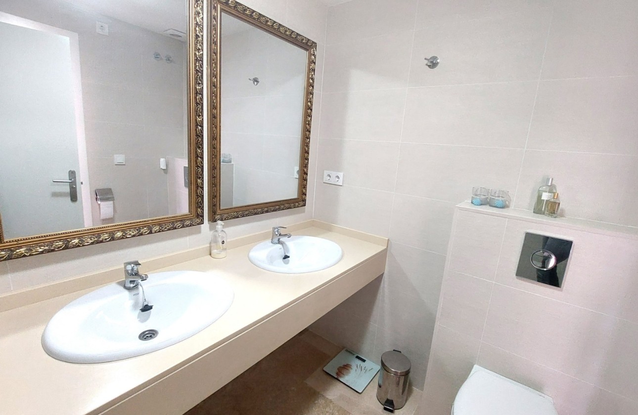 Resale - Apartment / flat - Altea