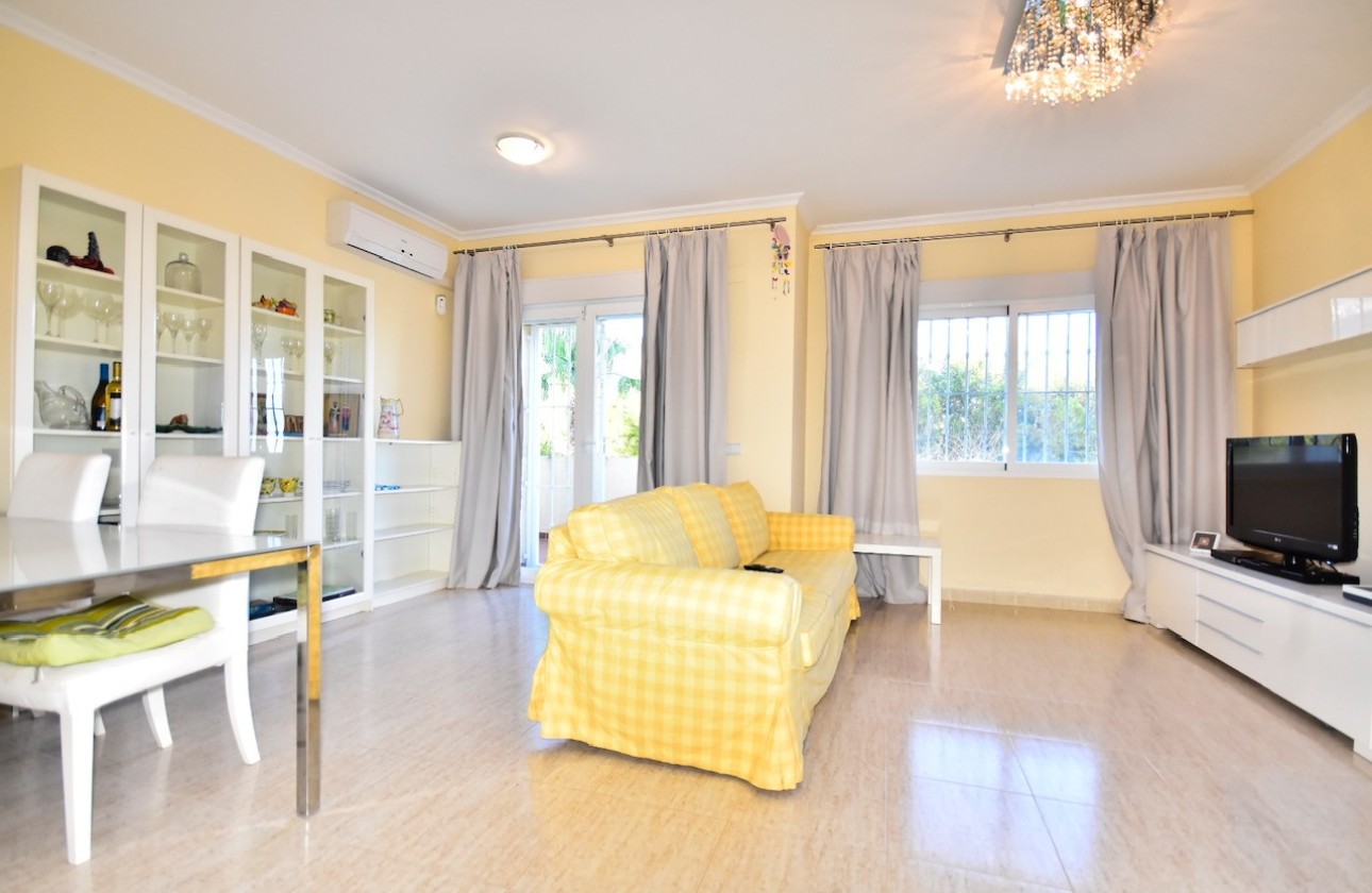 Resale - Apartment / flat - Altea