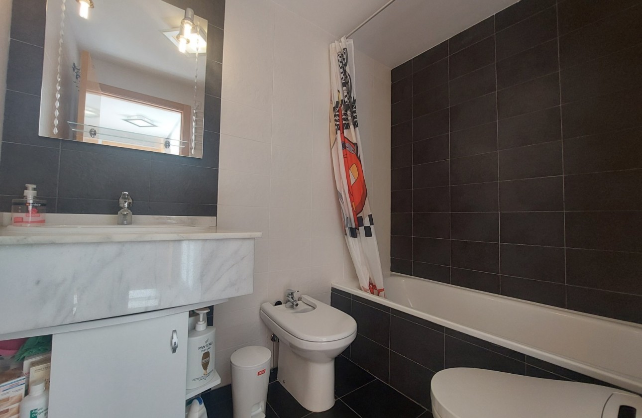 Resale - Apartment / flat - Benidorm