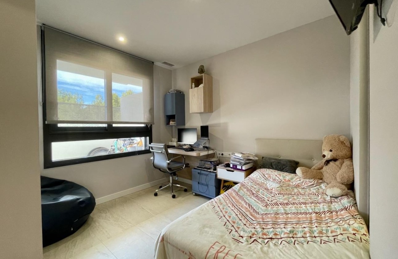 Resale - Apartment / flat - Finestrat - Finestrat Urbanizaciones