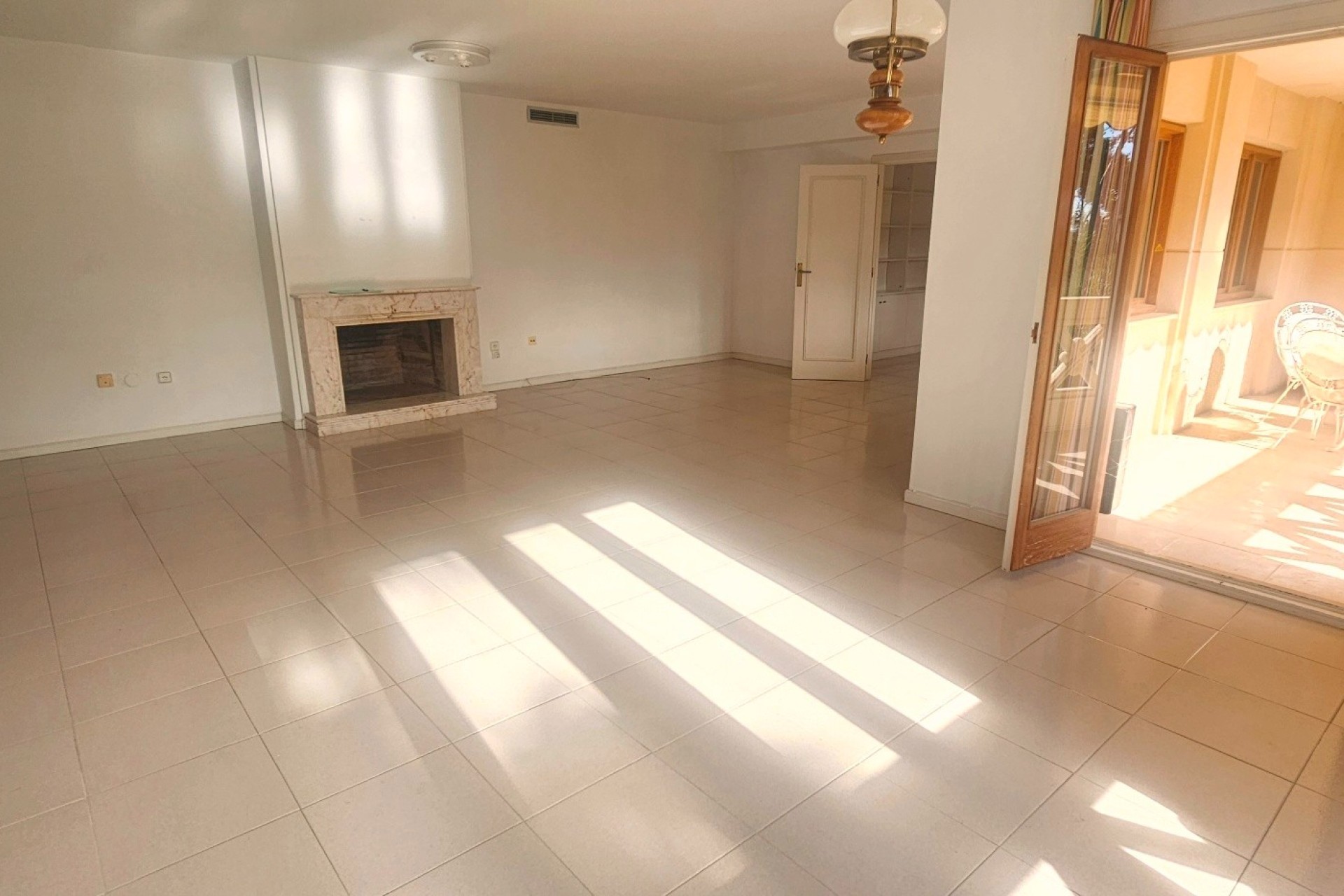 Resale - Apartment / flat - San Juan de Alicante