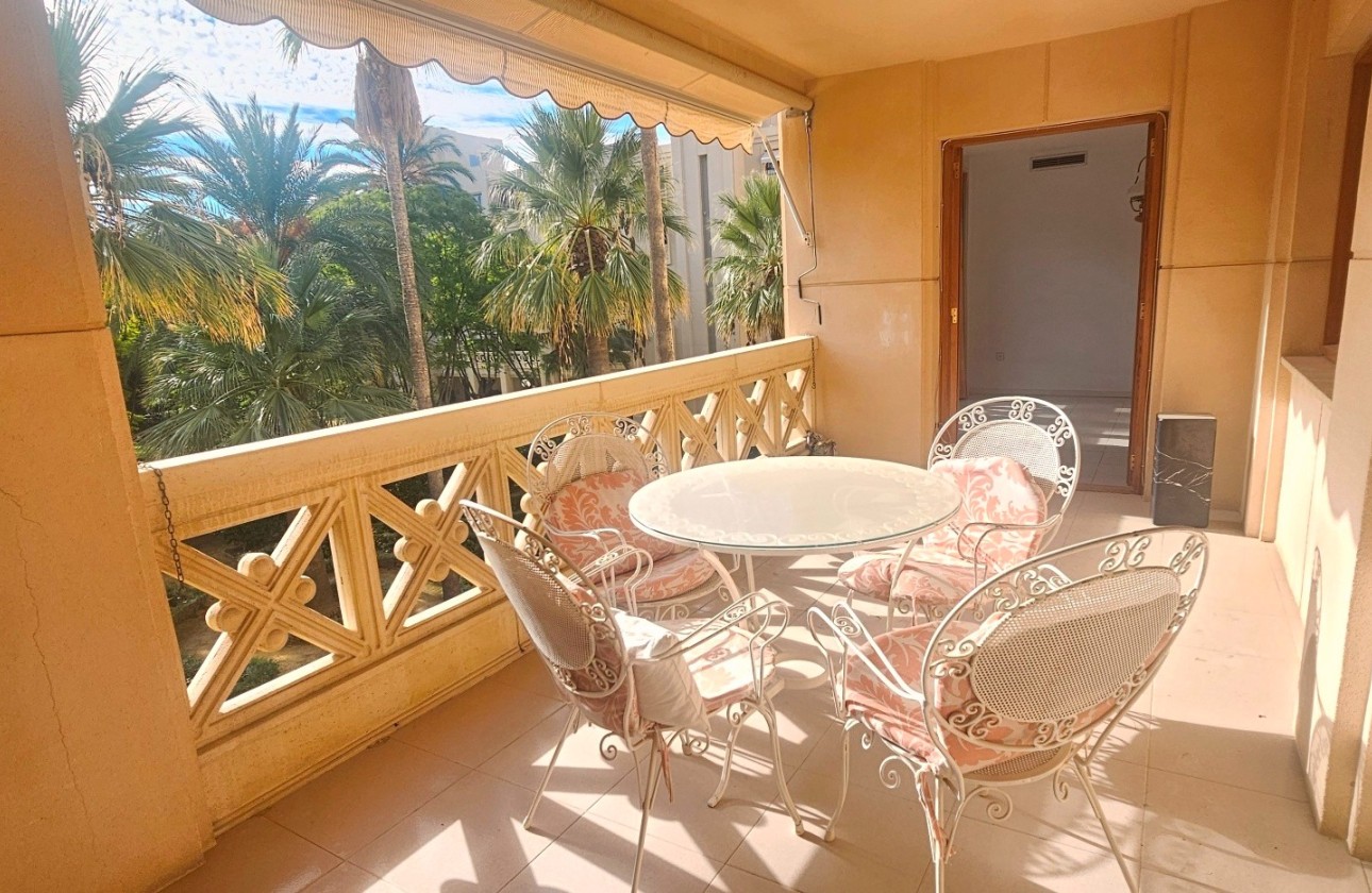 Resale - Apartment / flat - San Juan de Alicante