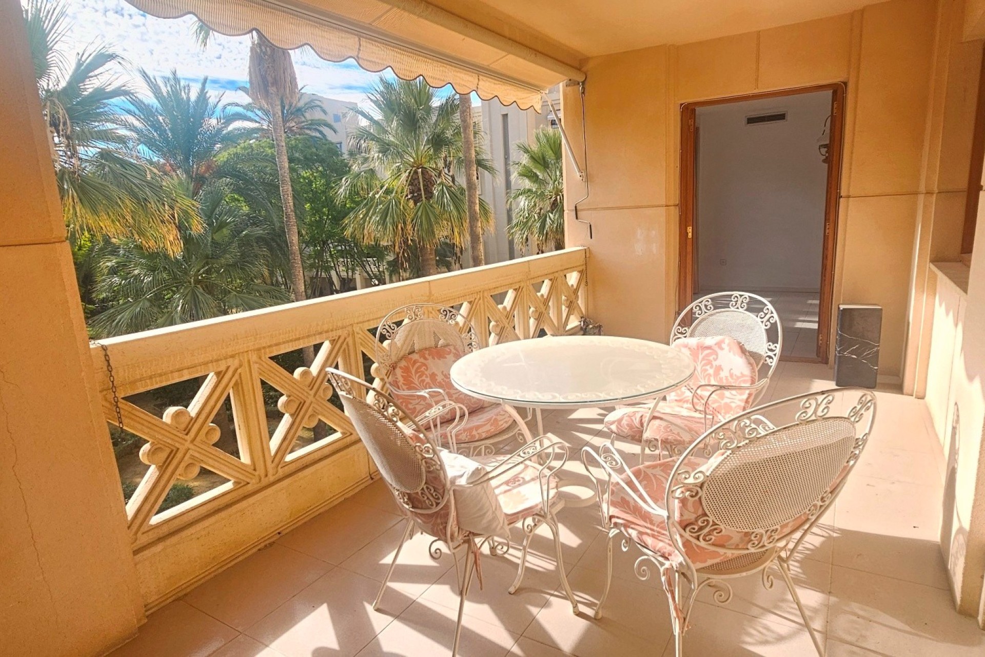 Resale - Apartment / flat - San Juan de Alicante