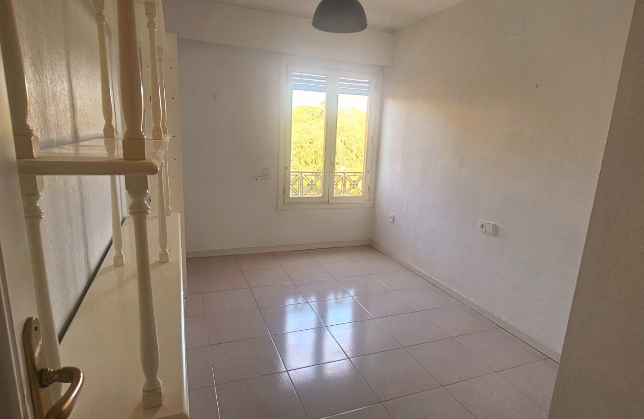 Resale - Apartment / flat - San Juan de Alicante