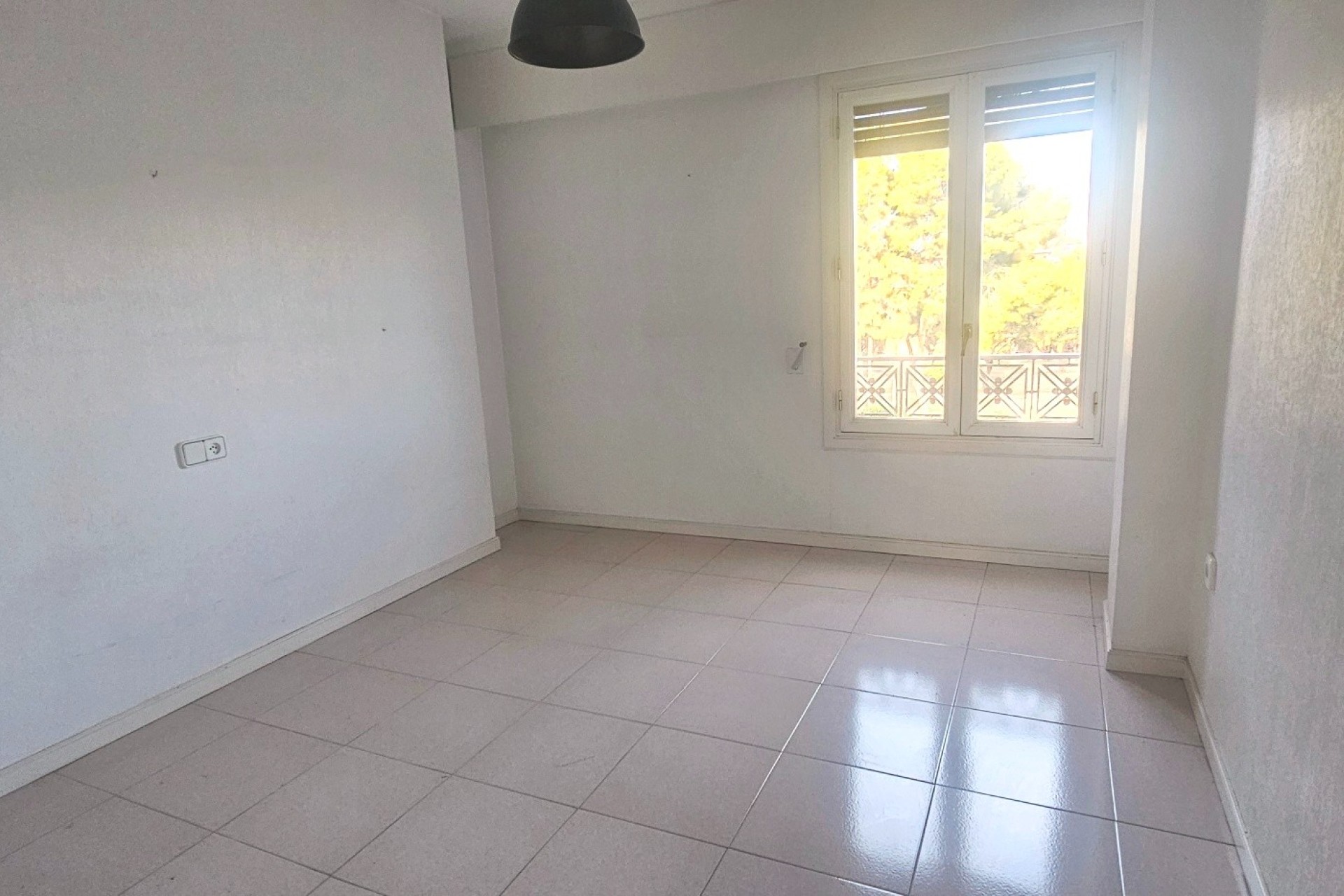 Resale - Apartment / flat - San Juan de Alicante