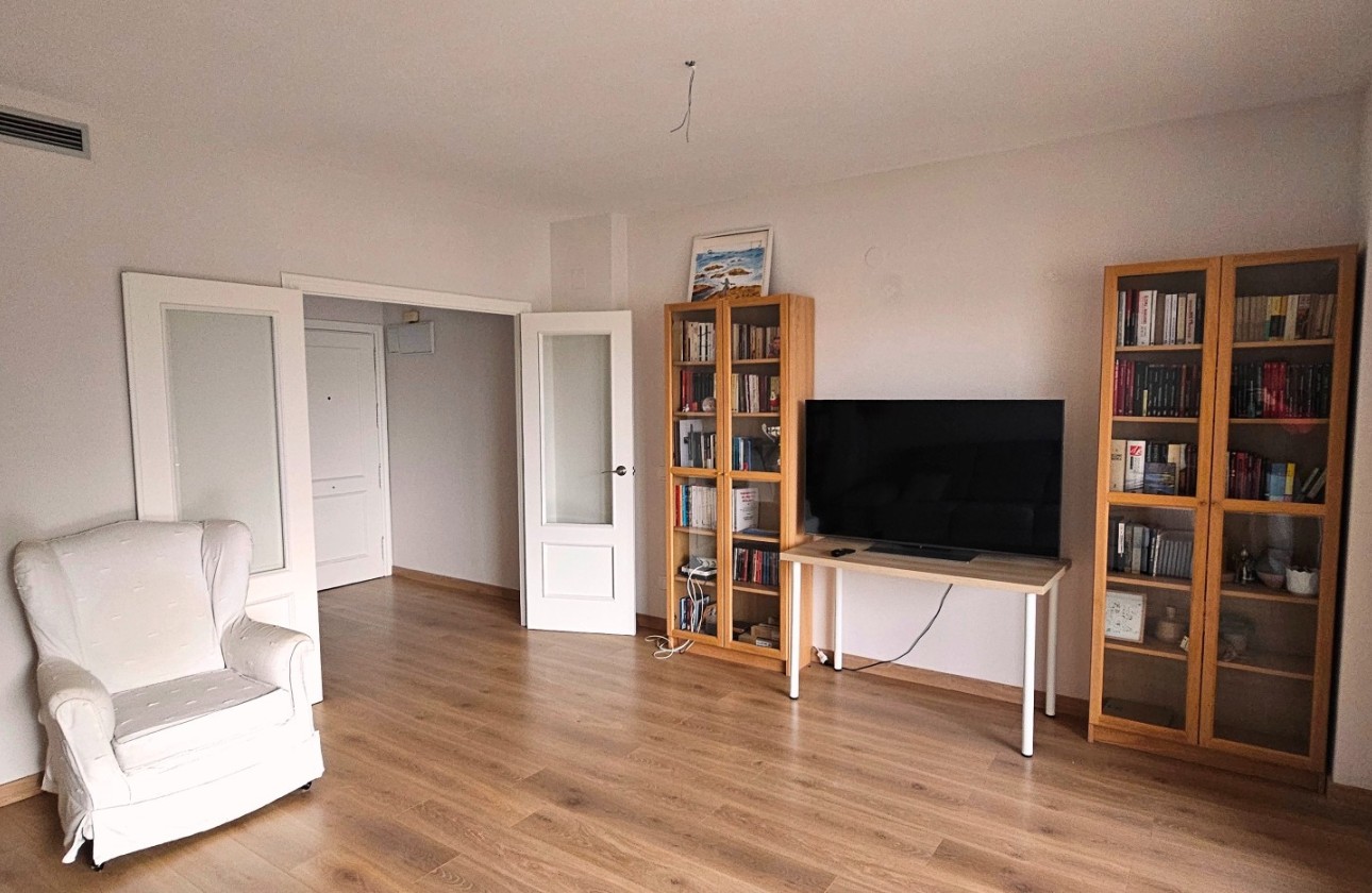 Resale - Apartment / flat - San Juan de Alicante