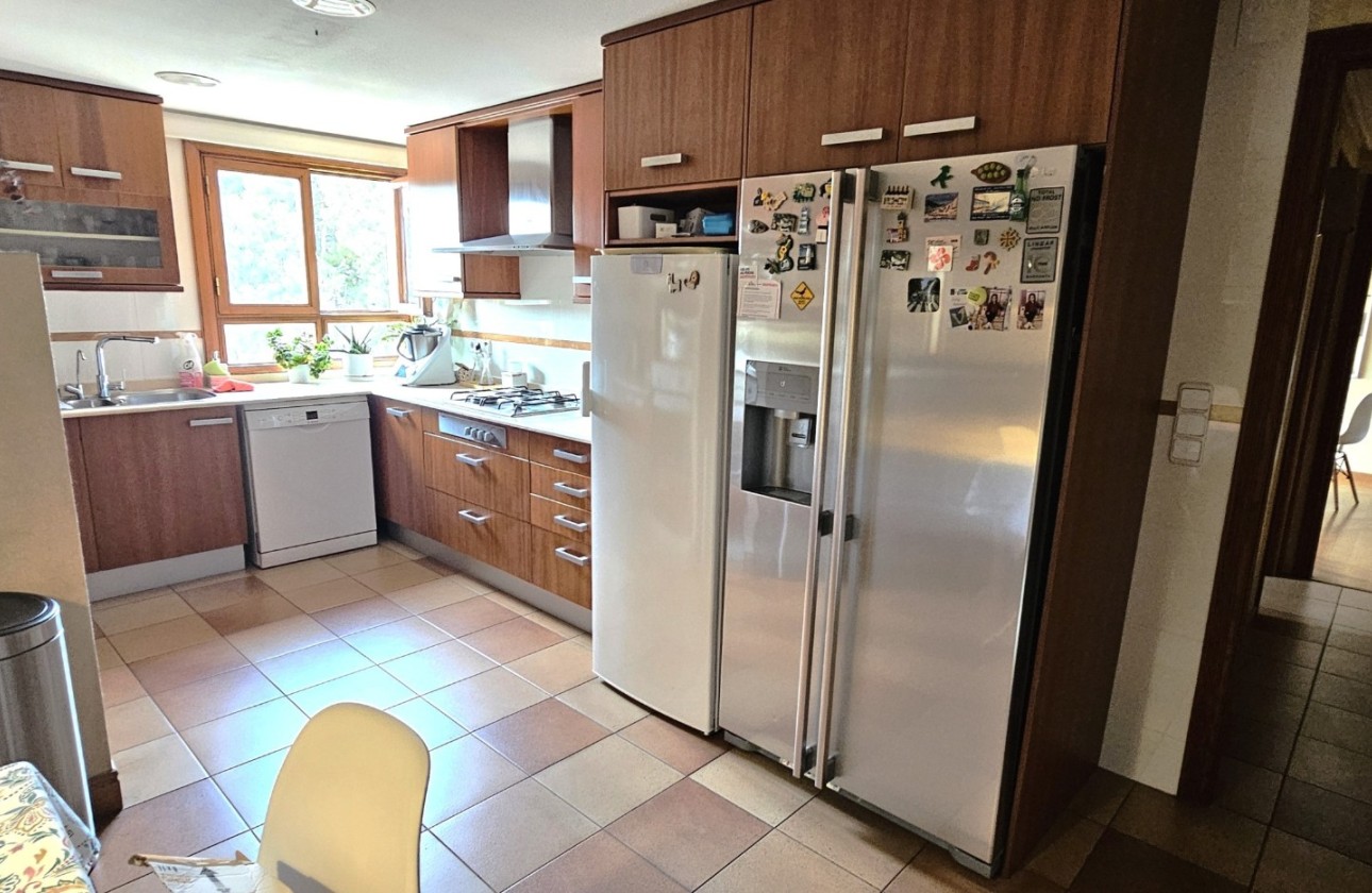 Resale - Apartment / flat - San Juan de Alicante
