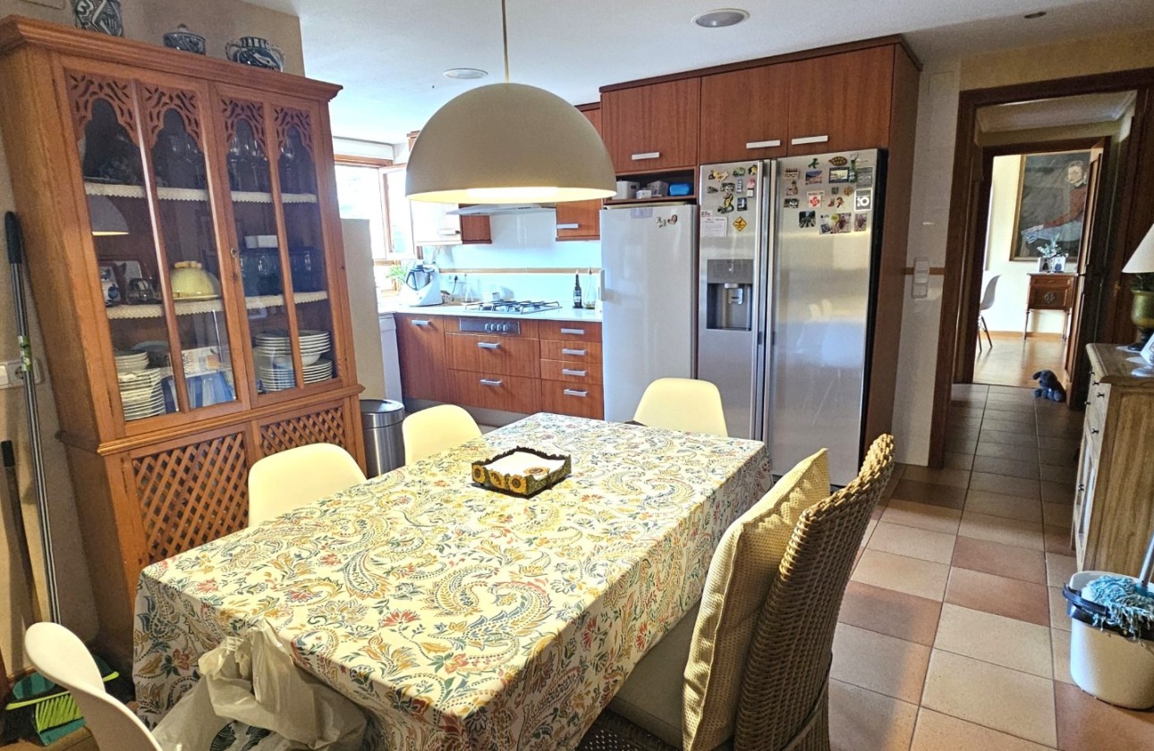 Resale - Apartment / flat - San Juan de Alicante