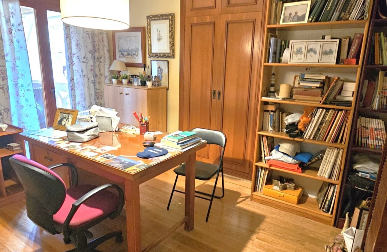 Resale - Apartment / flat - San Juan de Alicante