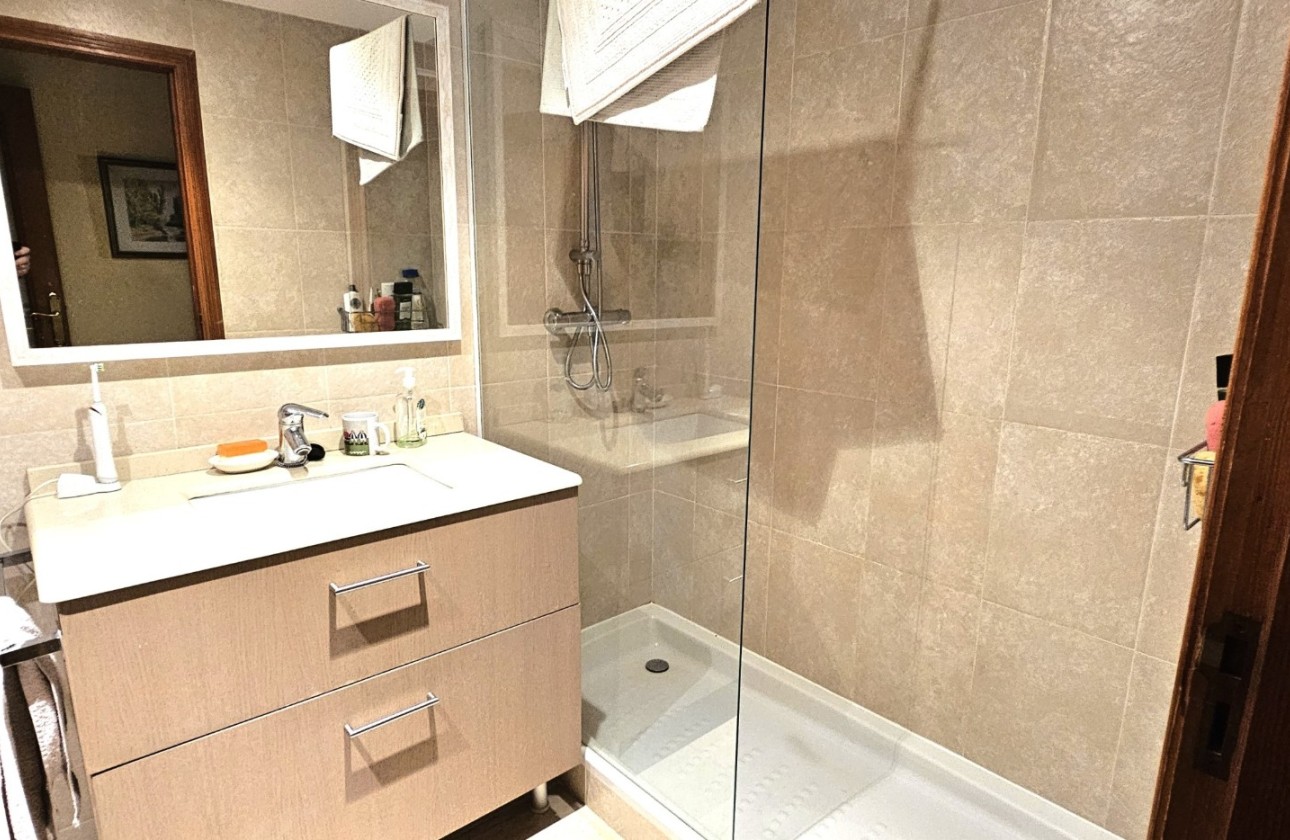 Resale - Apartment / flat - San Juan de Alicante