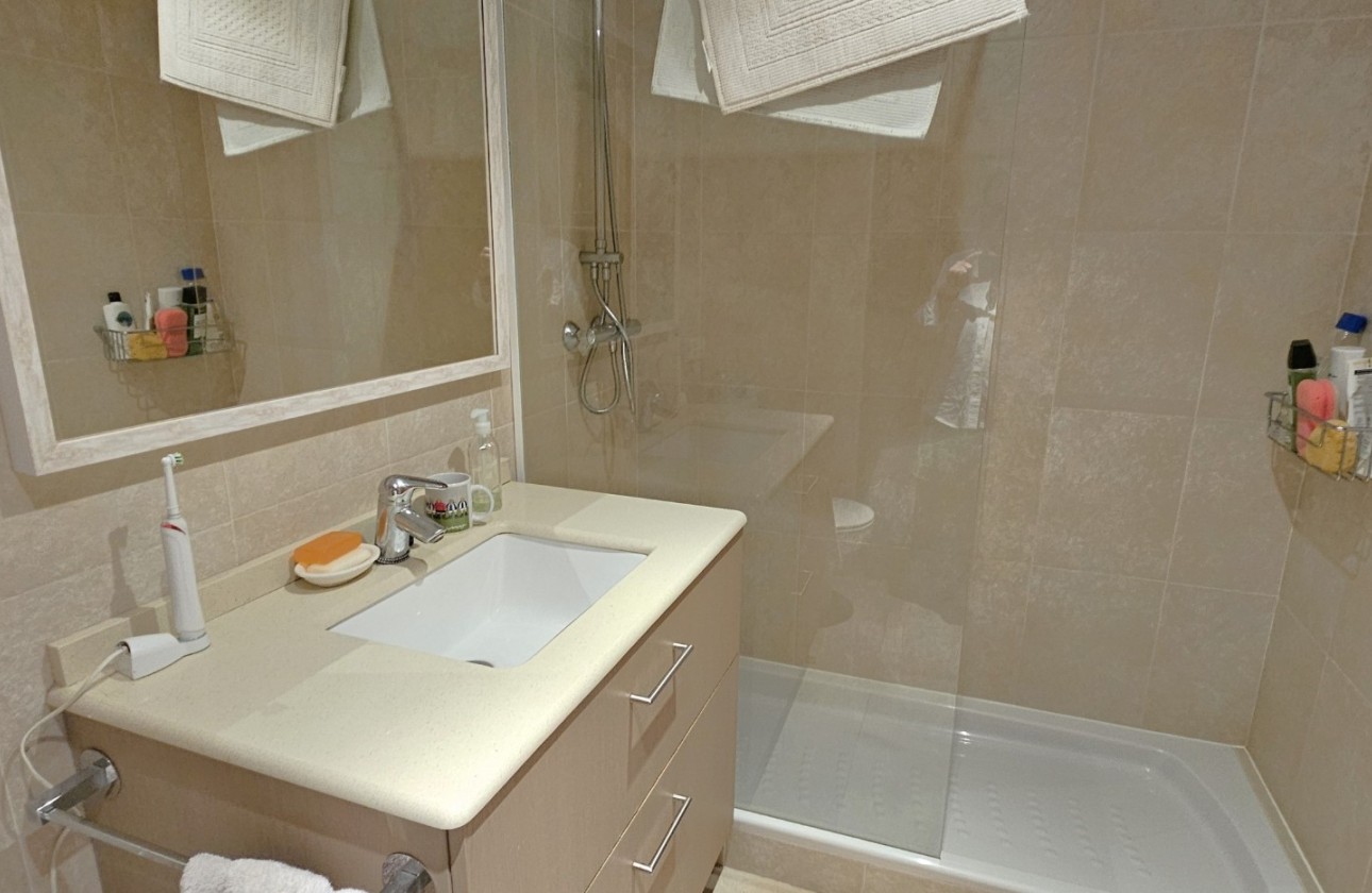 Resale - Apartment / flat - San Juan de Alicante