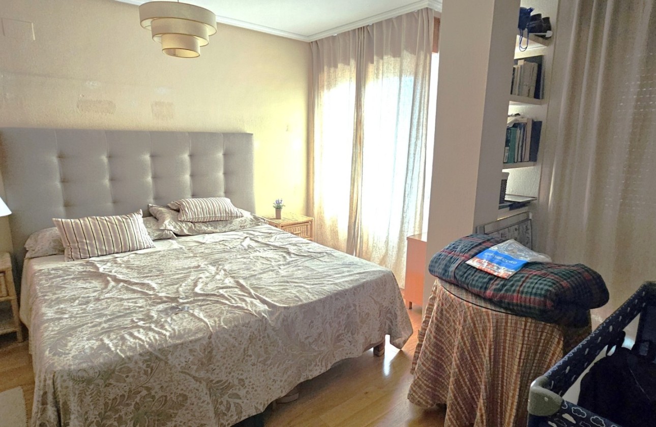 Resale - Apartment / flat - San Juan de Alicante