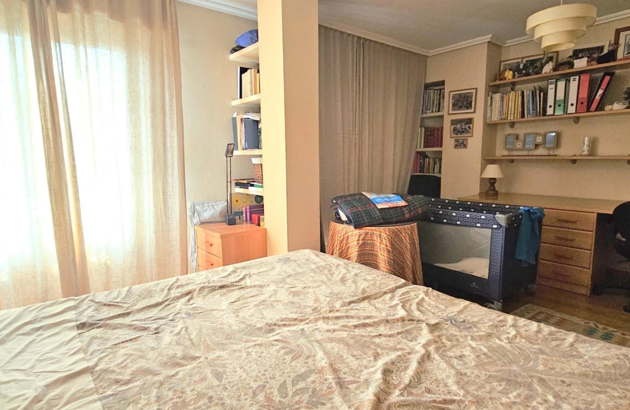 Resale - Apartment / flat - San Juan de Alicante